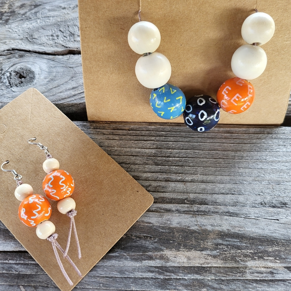 New handmade Necklace and earrings set